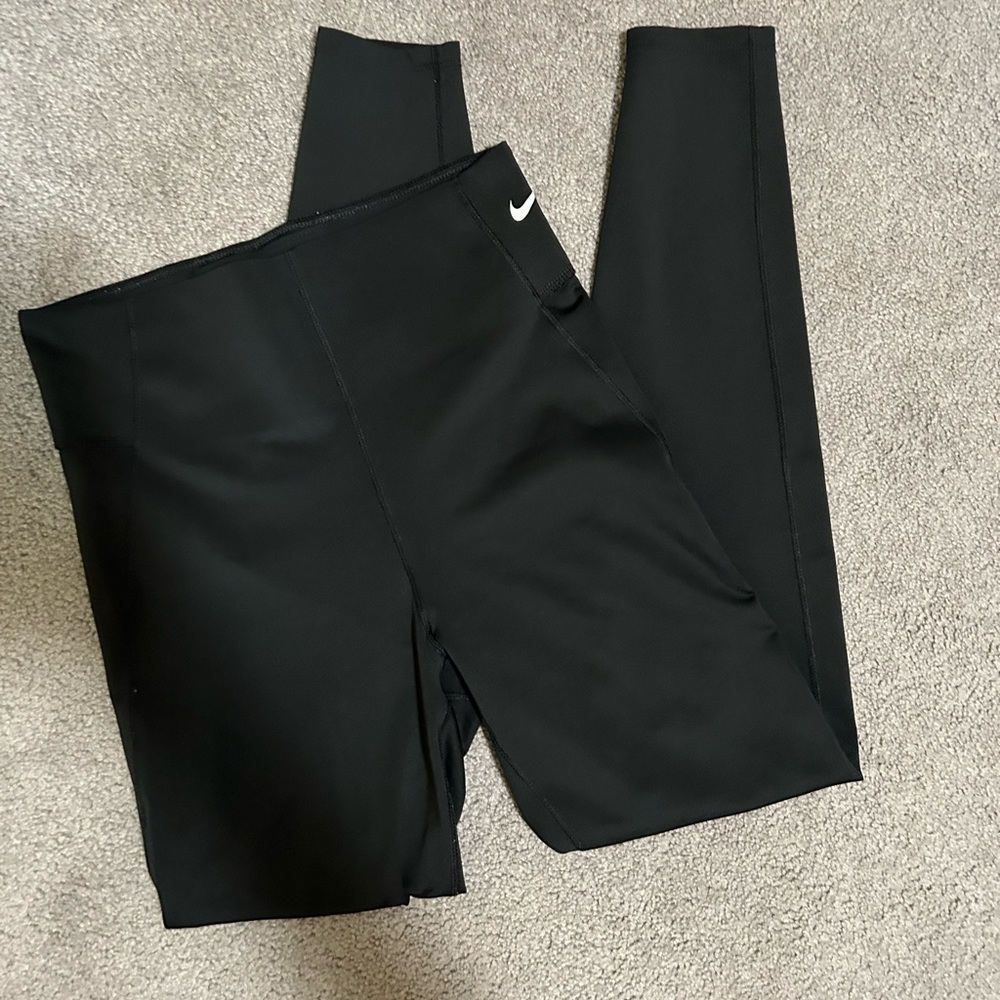 Black Nike Leggings